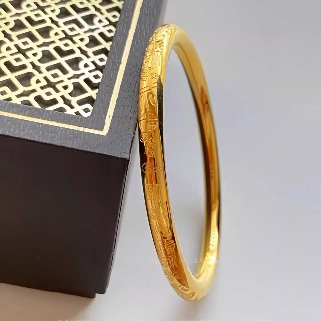 Women's Style Fu Character Couple Simple High-grade Bracelets