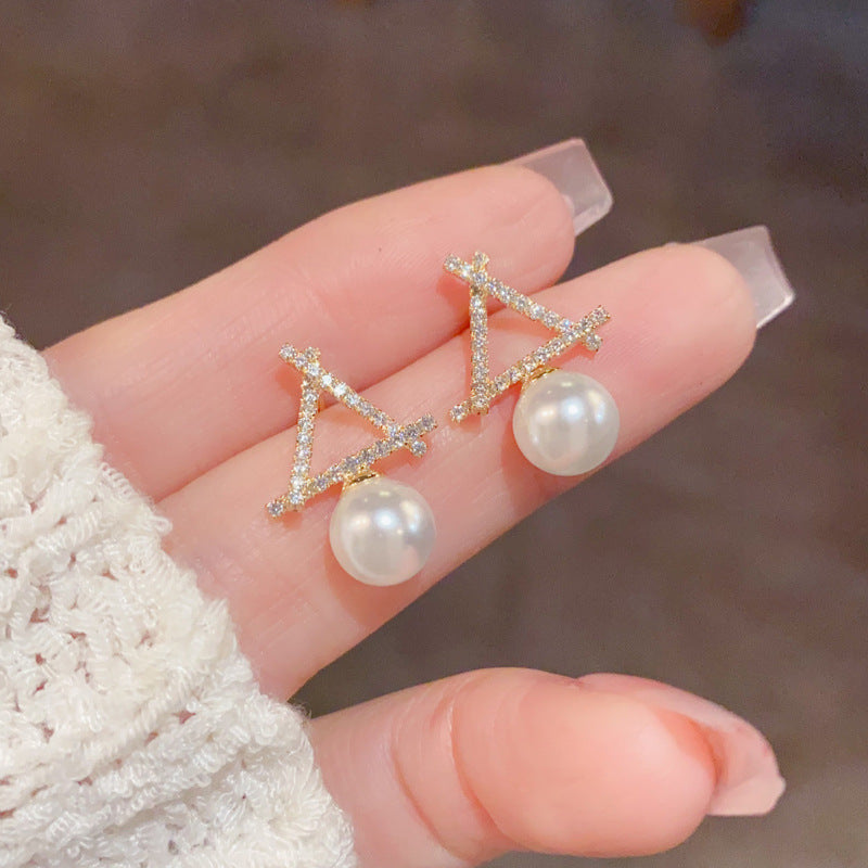 Women's Design Zircon Geometric Pearl For Exquisite Affordable Earrings