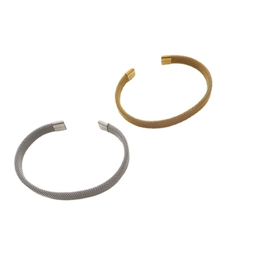 Women's Versatile Niche Titanium Steel No Fading Light Bracelet