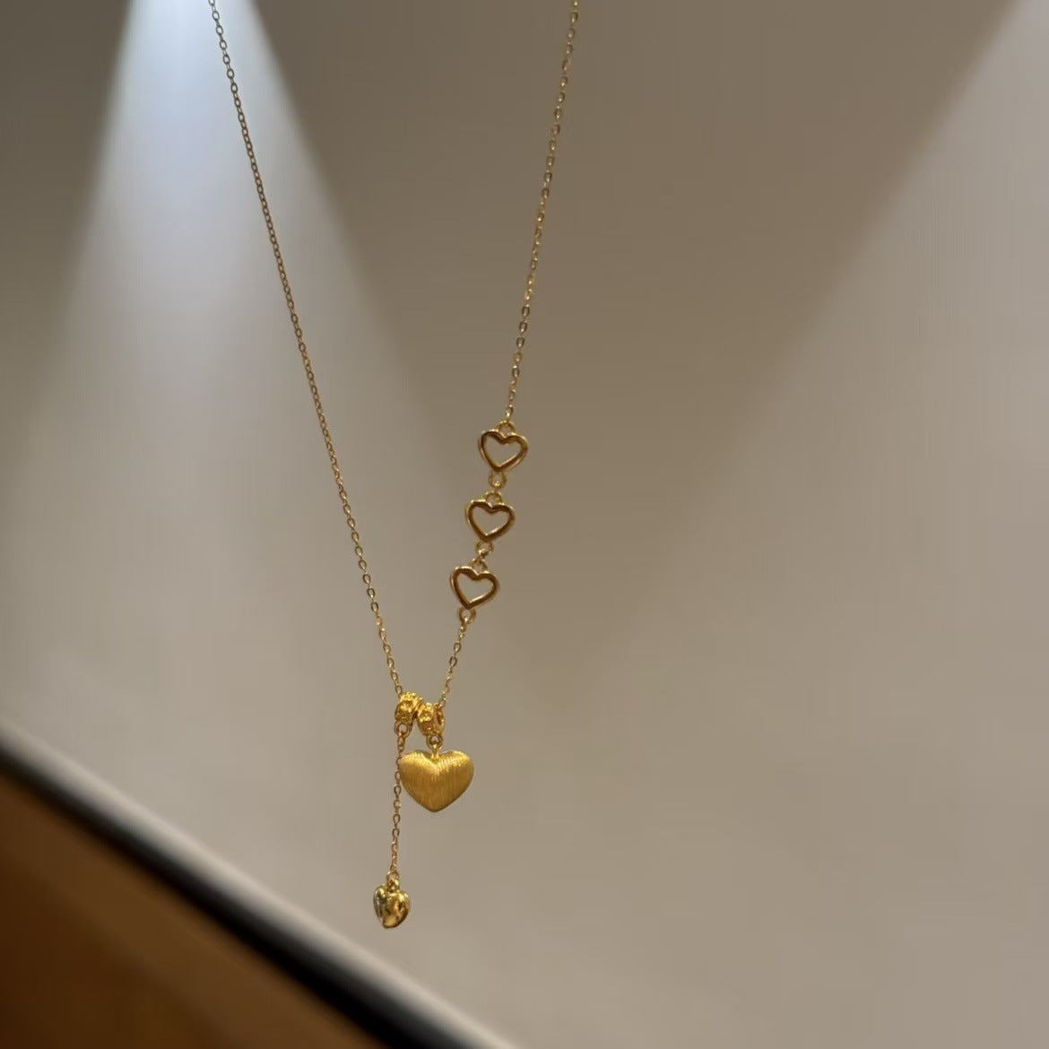 Women's Brushed Hollow Heart Tassel For Light Luxury Minority High-grade Simple Necklace