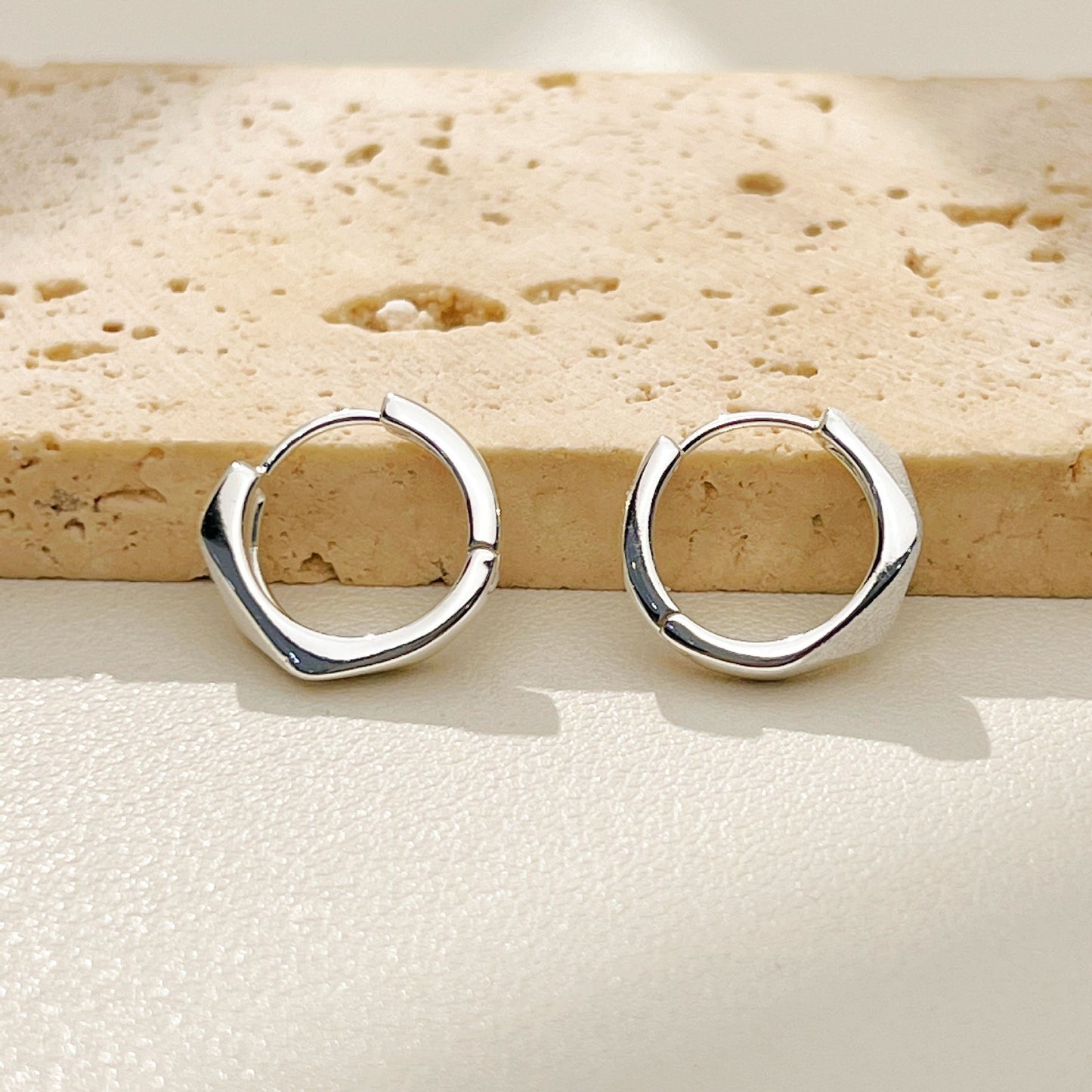 Irregular Round Clip Fashion Simple Commute Ear Buckle