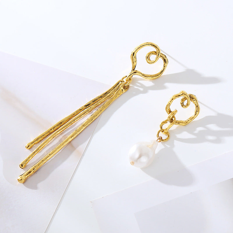 Exaggerated Personalized Asymmetric Design Alloy Long Earrings