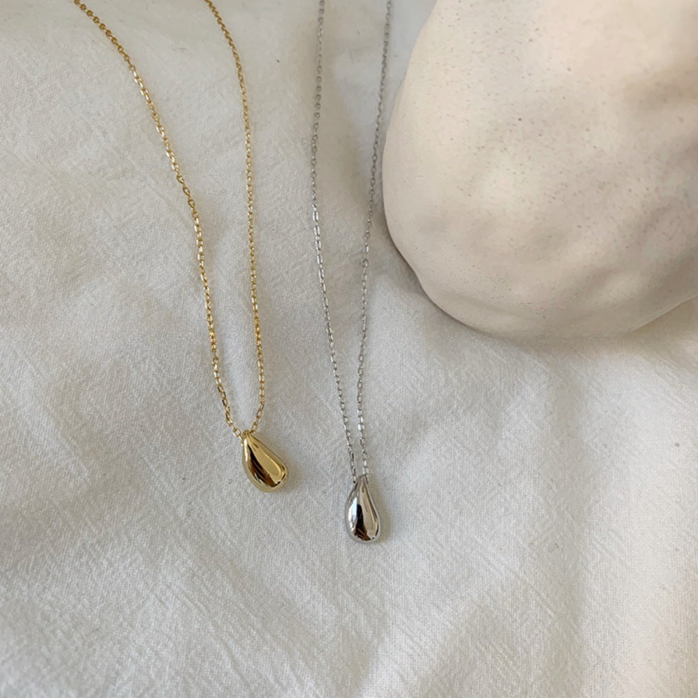 French Style High-grade Clavicle Chain Does Not Necklaces