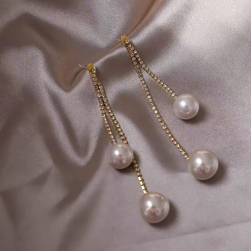 Elegant Rhinestone Tassel Pearl Niche Design Earrings