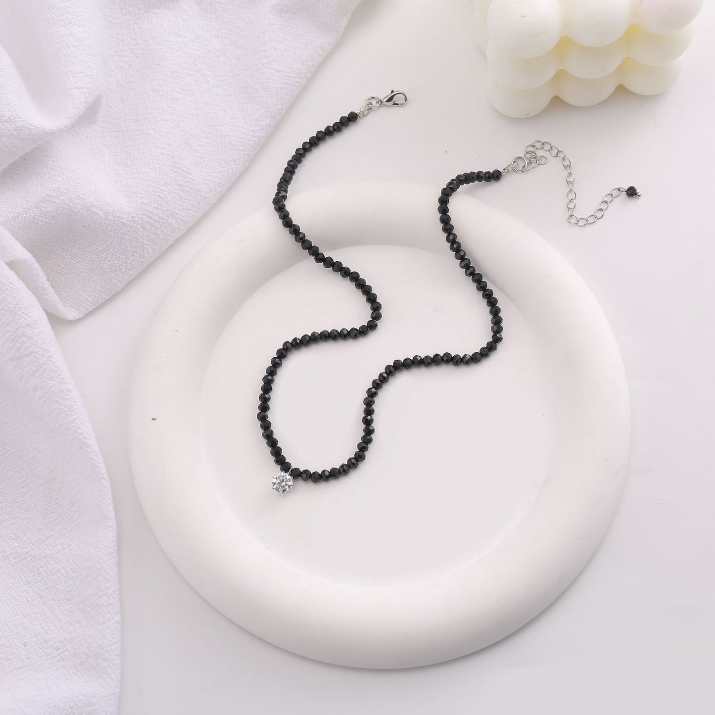 Women's Black Crystal Fashion High-grade Clavicle Chain Necklaces