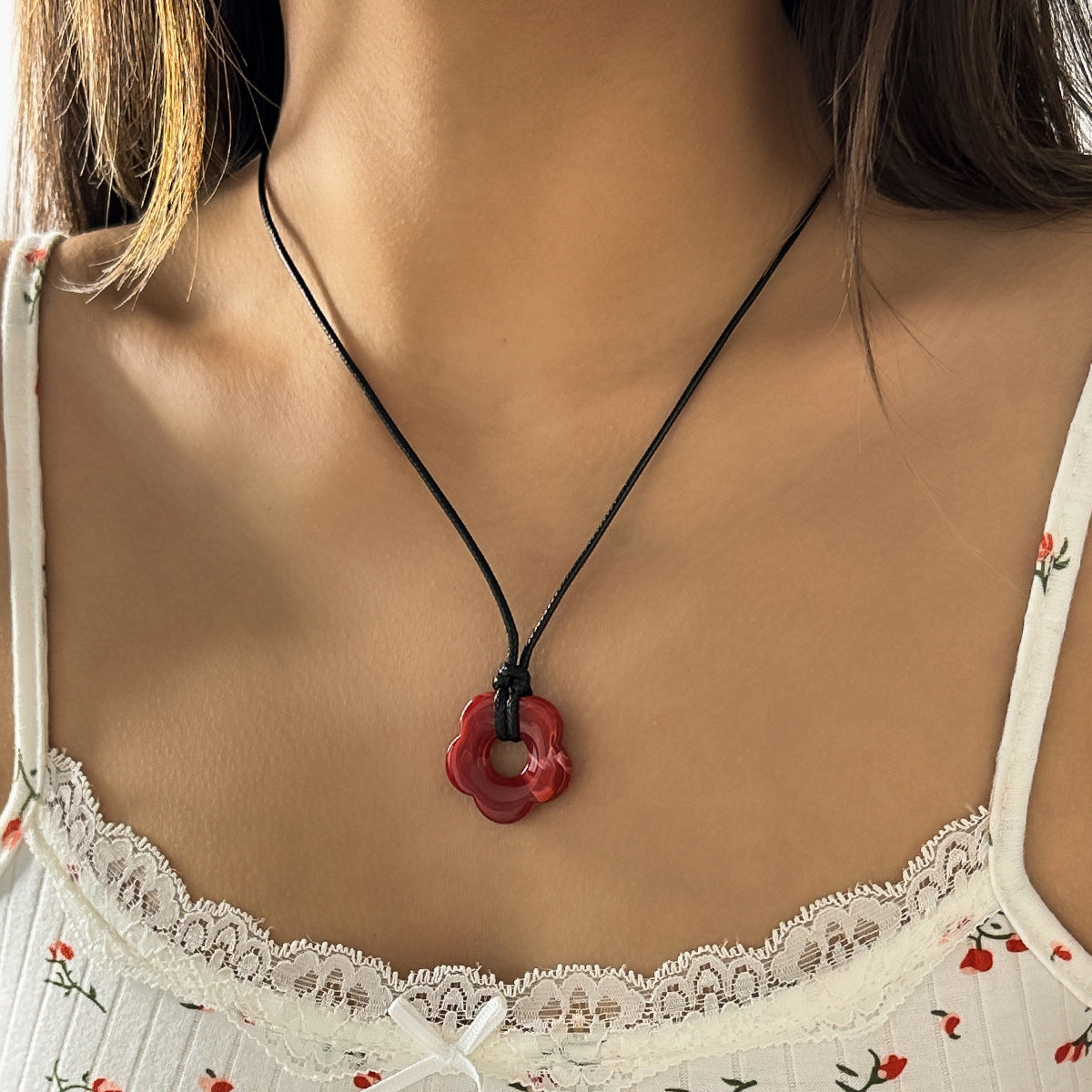 Style Niche Design Flower Wax Line Necklaces