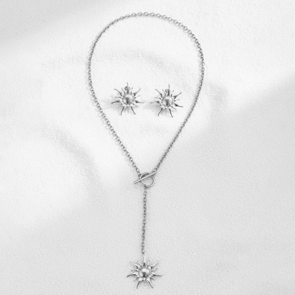 Women's Golden Sun Buckle Design Y-shaped Suit Simple Jewelry Set