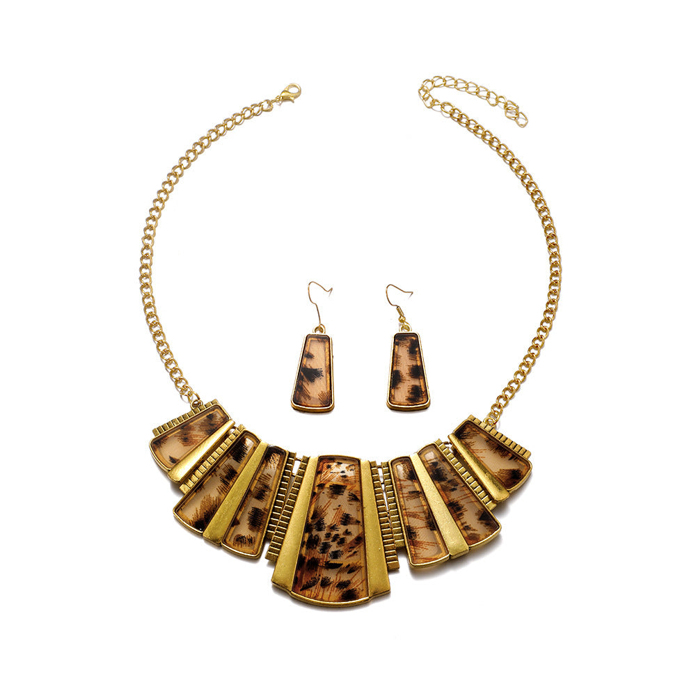 Women's Vintage Leopard Print Alloy Exaggerated And Necklaces