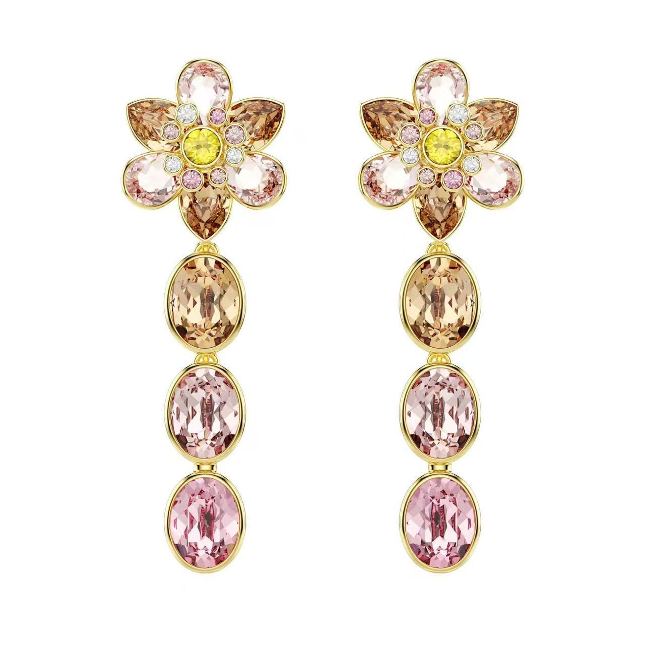 Austrian Crystal Flowers Rich Candy Ear Jewelry Set