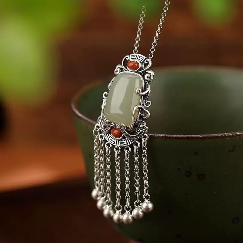 Sier South Red Natural Jade Retro Necklace