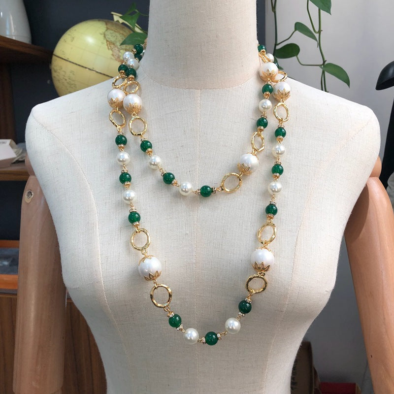 Retro Court Long Winding Green Agate Horse Shell Round Necklaces