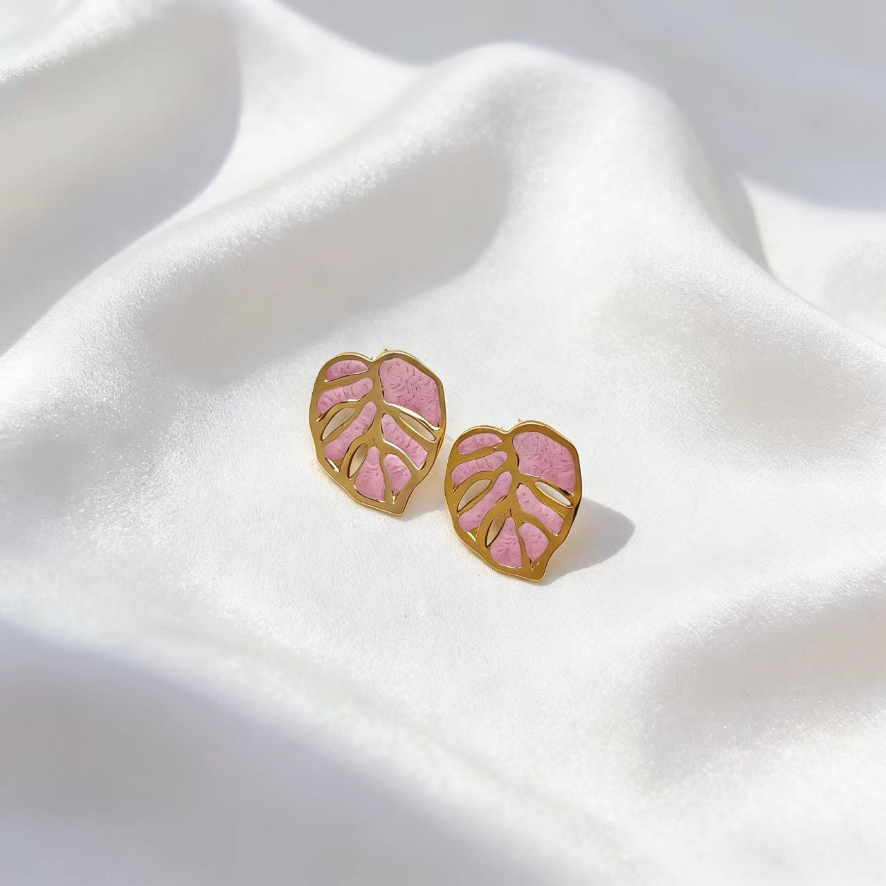 Niche Design Female Drop Oil Leaf-shaped Earrings