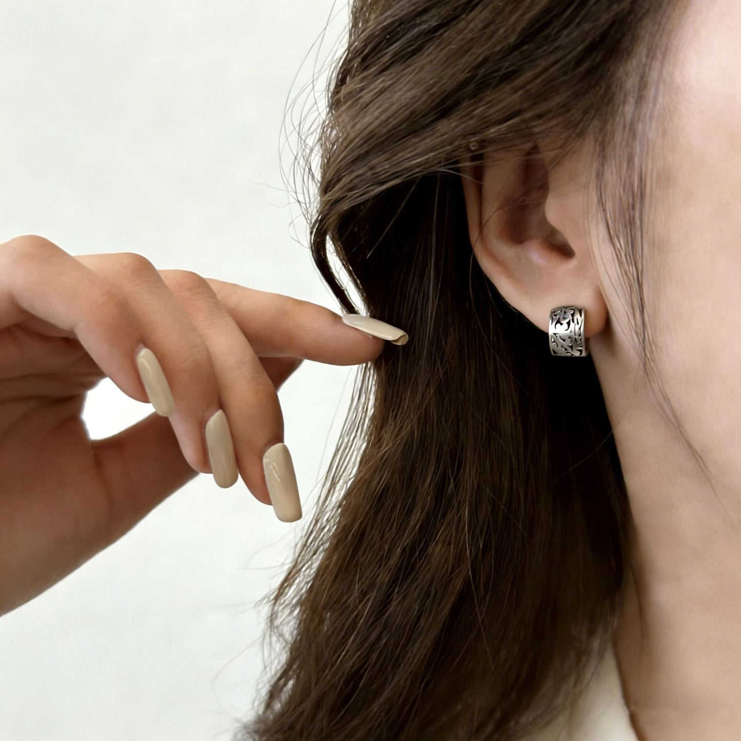 Women's Hollow Cloud Ear Clip Thai Sier Earrings