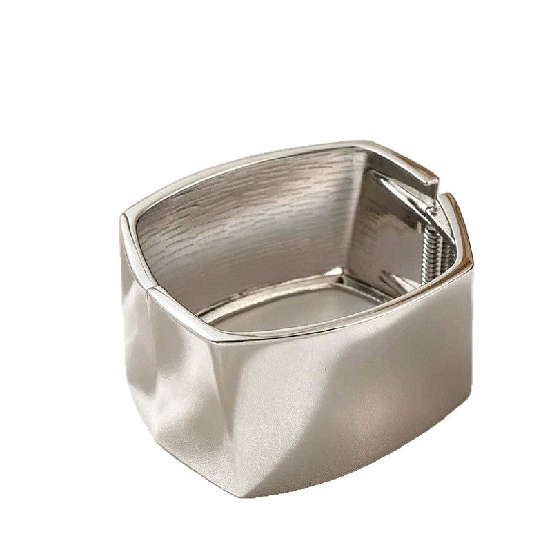 Popular Stylish Glossy Square Niche Exaggerated Symmetrical Spring Bracelet