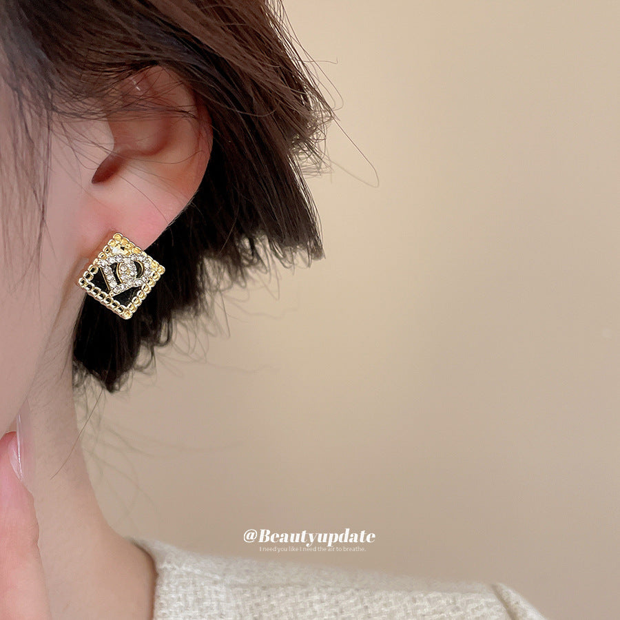 Women's Drop Oil Rhinestone Pearl Earings French Style Retro Elegant Rings
