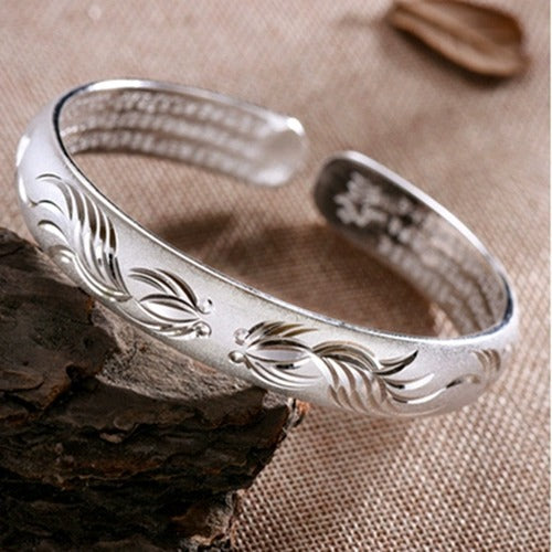Women's Solid Open-end Polished Imperial Concubine Heart Sutra To Give Mom Bracelets