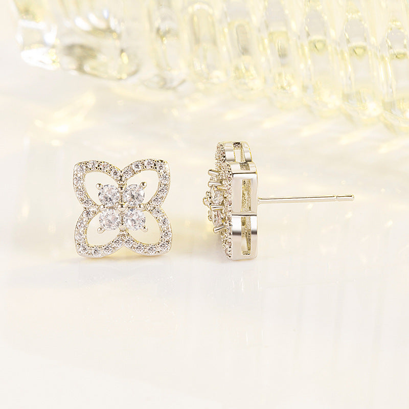 Women's Micro Inlaid Zircon Four Leaf Clover Stud Earrings