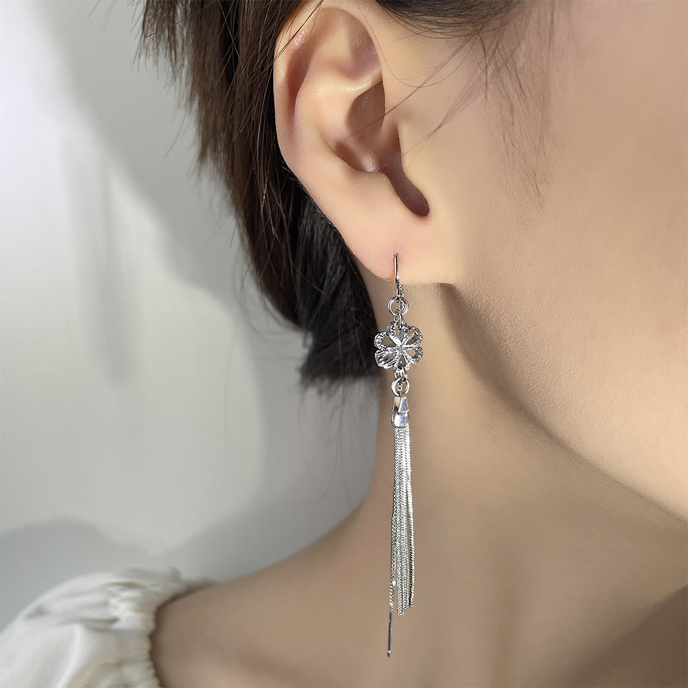 Hollow Small Female Long Chain Tassel Round Earrings