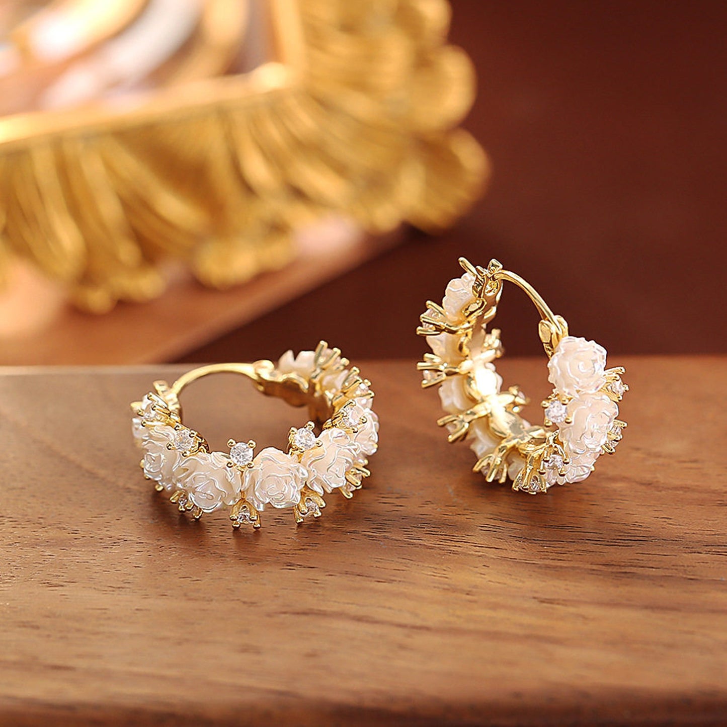 Rose Zircon High-grade Fashion Romantic Aura Female Fresh Sweet Ear Buckle