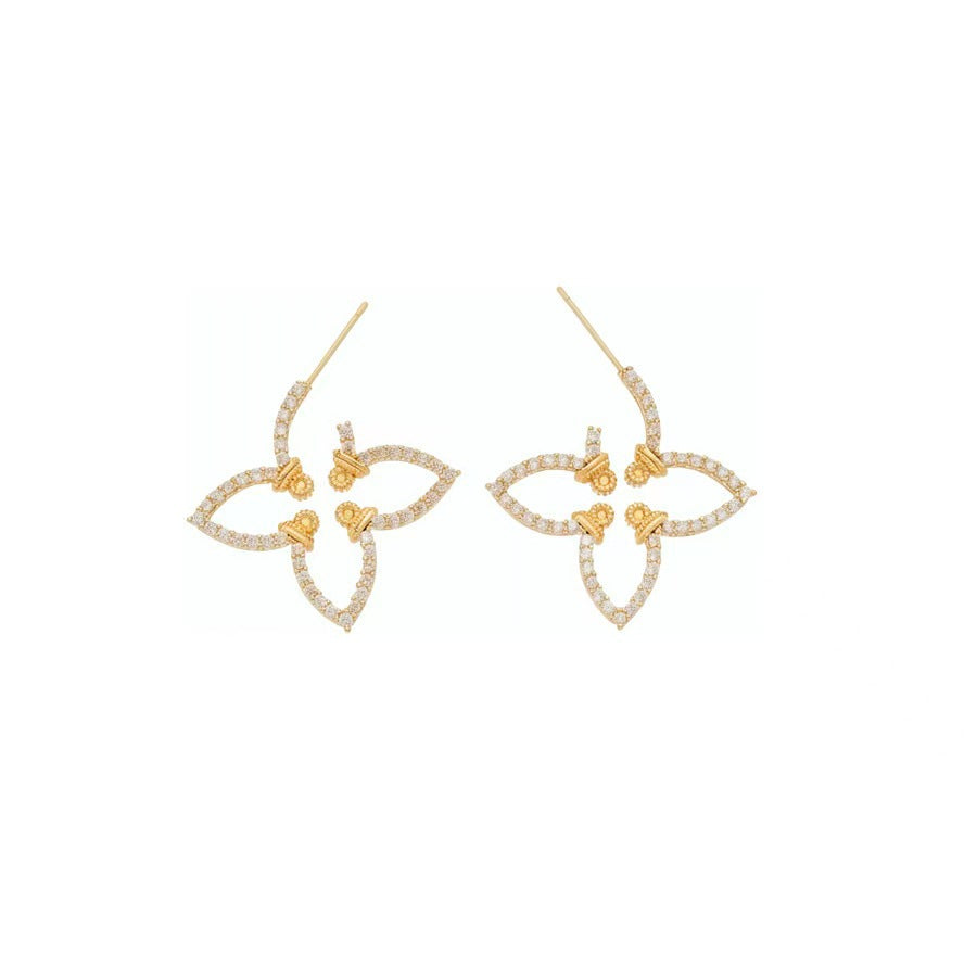 Women's Old Style Clover Light Luxury High-grade Sense Middle Ancient Rings