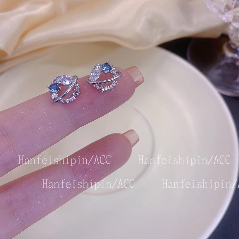 Women's Summer Diamond Planet Small Ear Niche Design Advanced Cold Style Rings