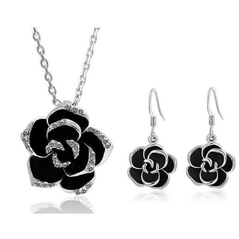 Women's Korean Fashionable Alloy Flower Black Rose Necklace