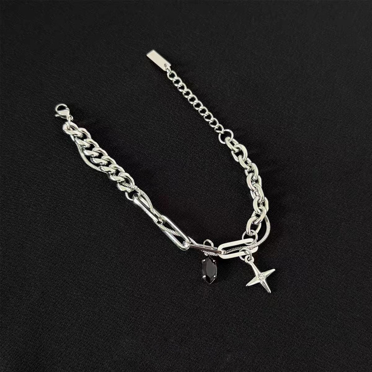 Men's & Women's Star Light Luxury Minority High Sense Fashion Titanium Bracelets