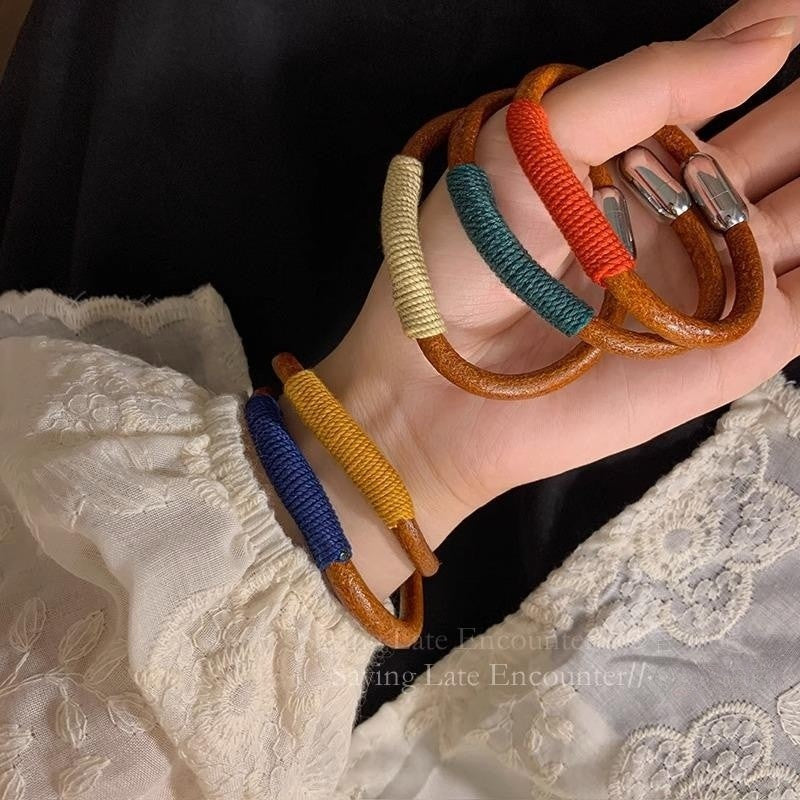 Einfache Fashionmonger-Armbänder für Damen aus Leder mit Handseil-Paar