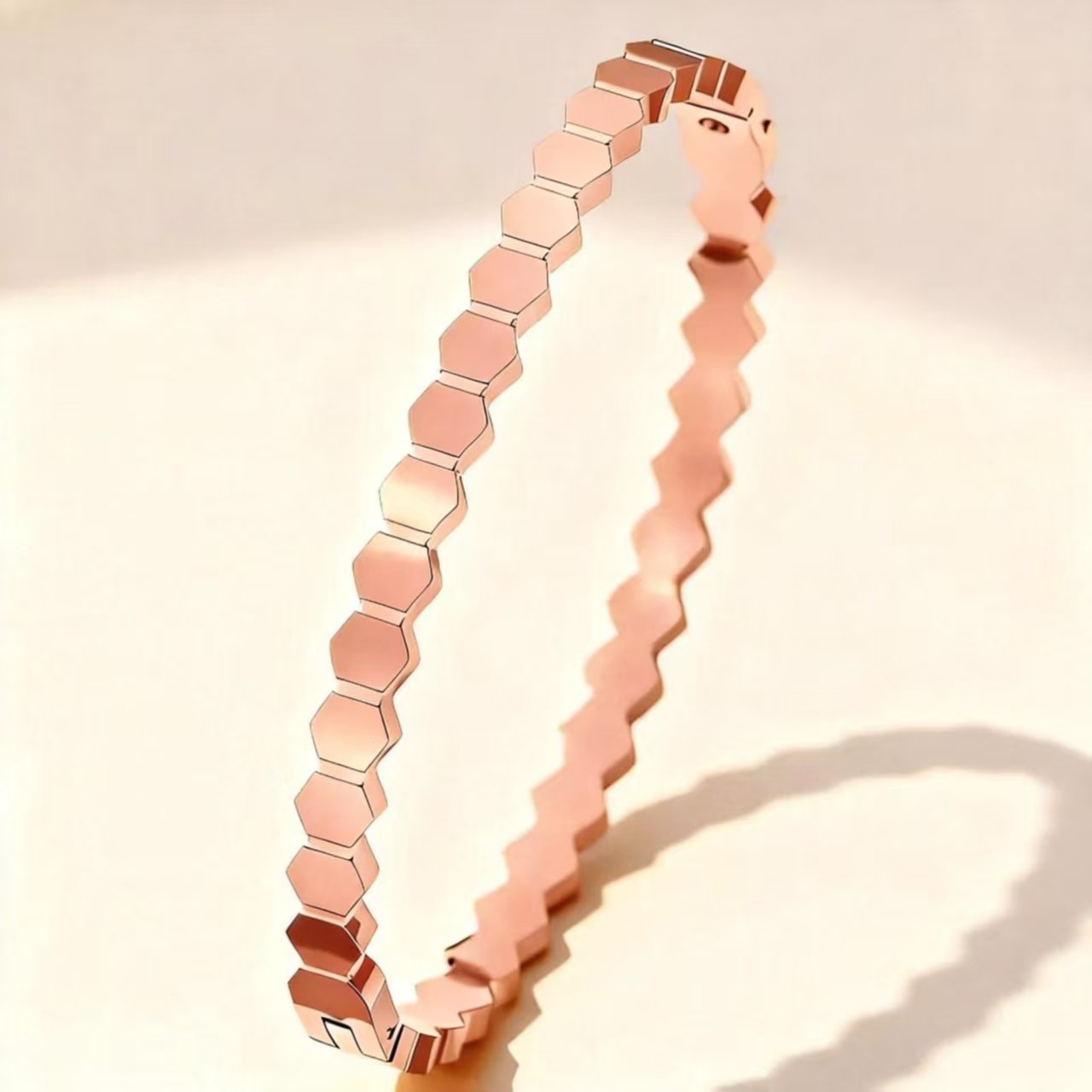 Innovative Stainless Steel Titanium Fashion Gold-plated Bracelets