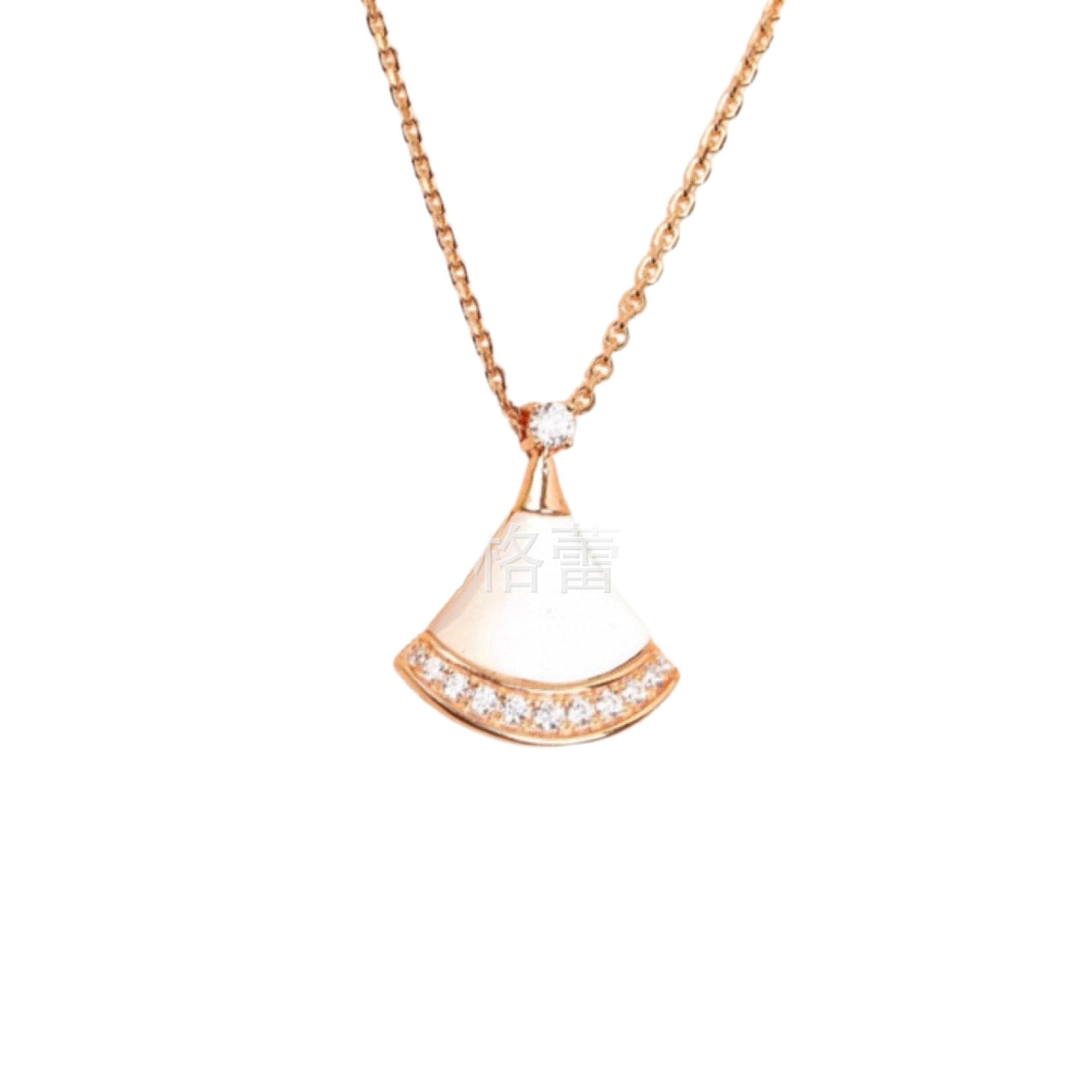 Women's White Shell Fan-shaped Clavicle Chain Small Skirt For Necklace