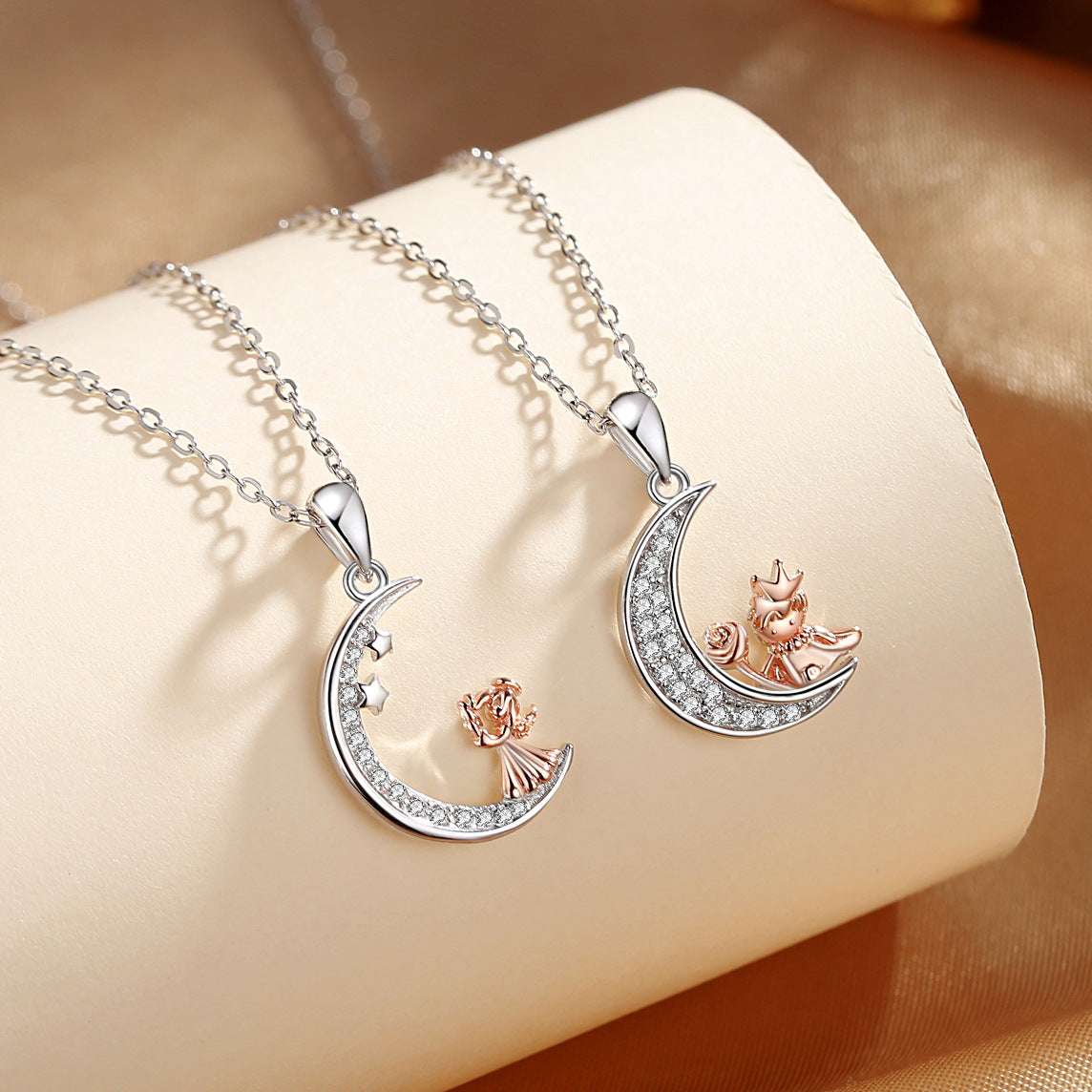 Moon Downwind Front Couple Fresh Full Diamond Necklaces