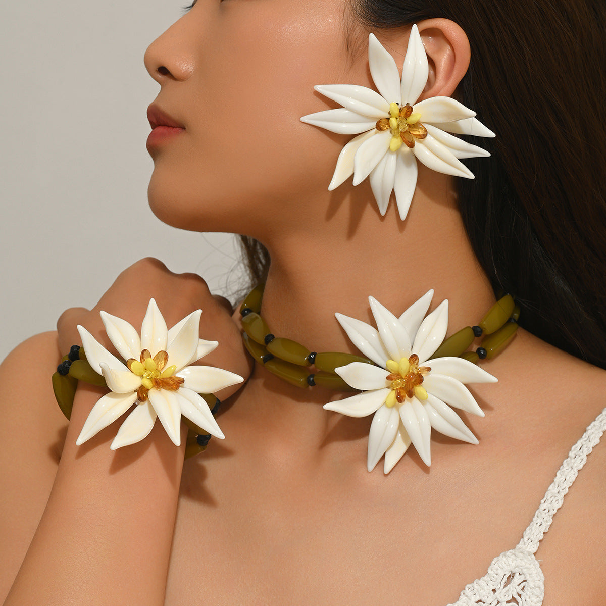 Women's Super Fairy Flowers Woven Design Niche Jewelry Set