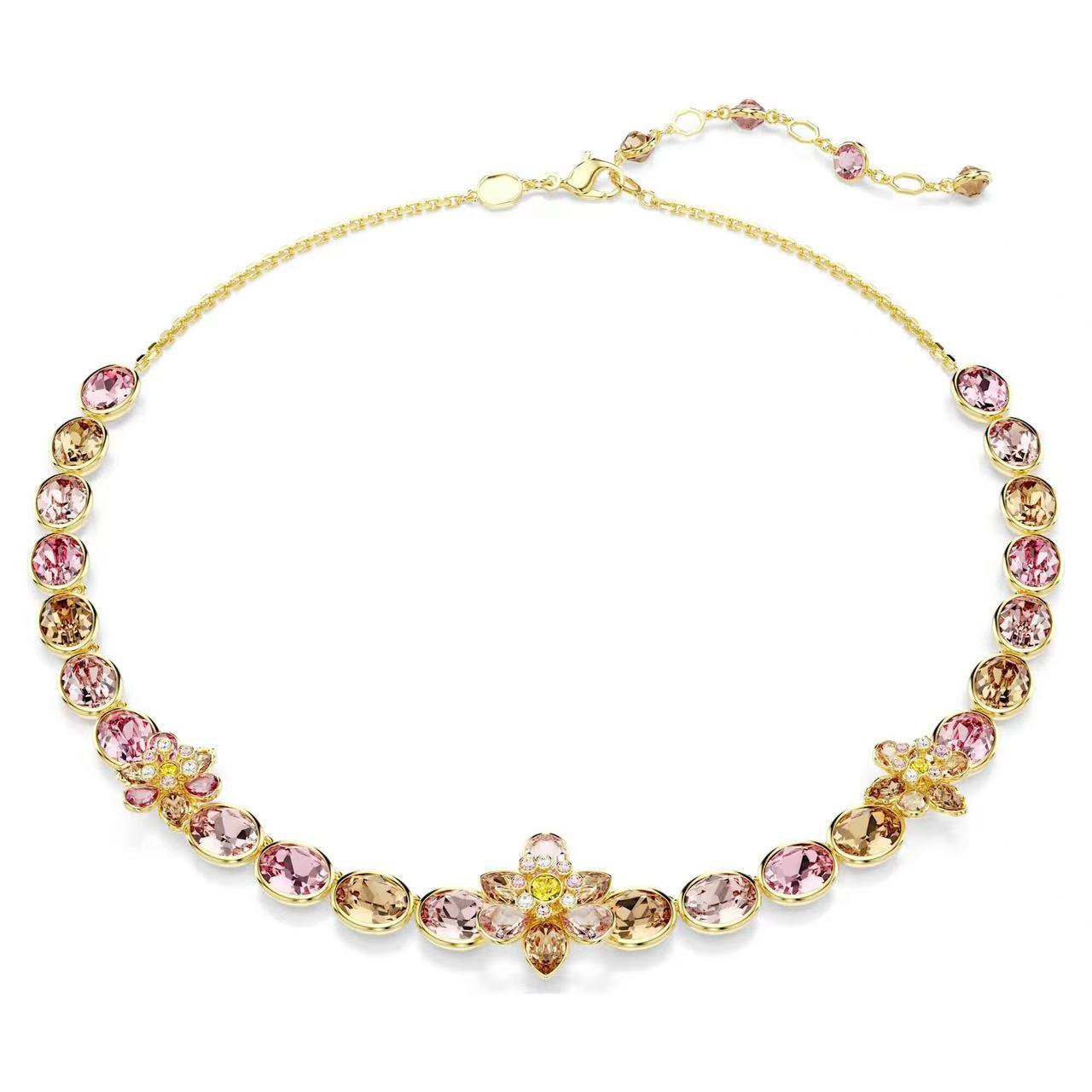 Austrian Crystal Flowers Rich Candy Ear Jewelry Set