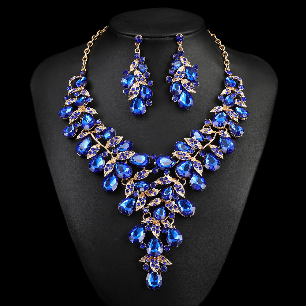 Women's Profile Retro Luxury Crystal Banquet Formal Necklaces