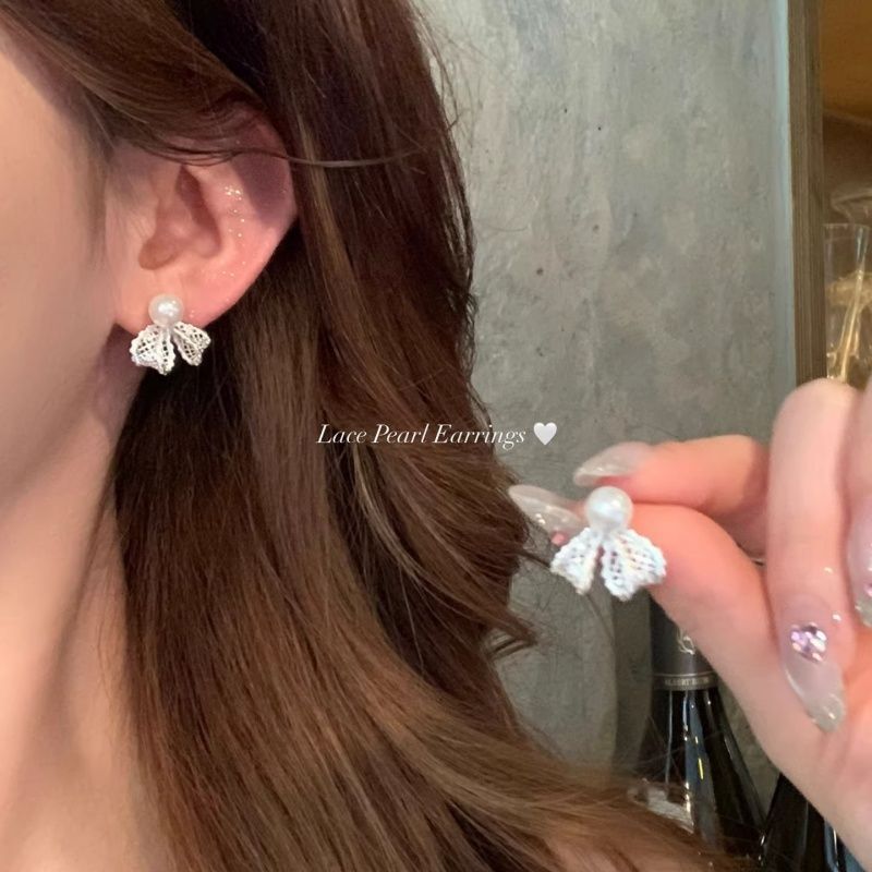 Women's Fairy Princess Style Lace Bow Pearl Light Luxury High-grade Beautiful Rings