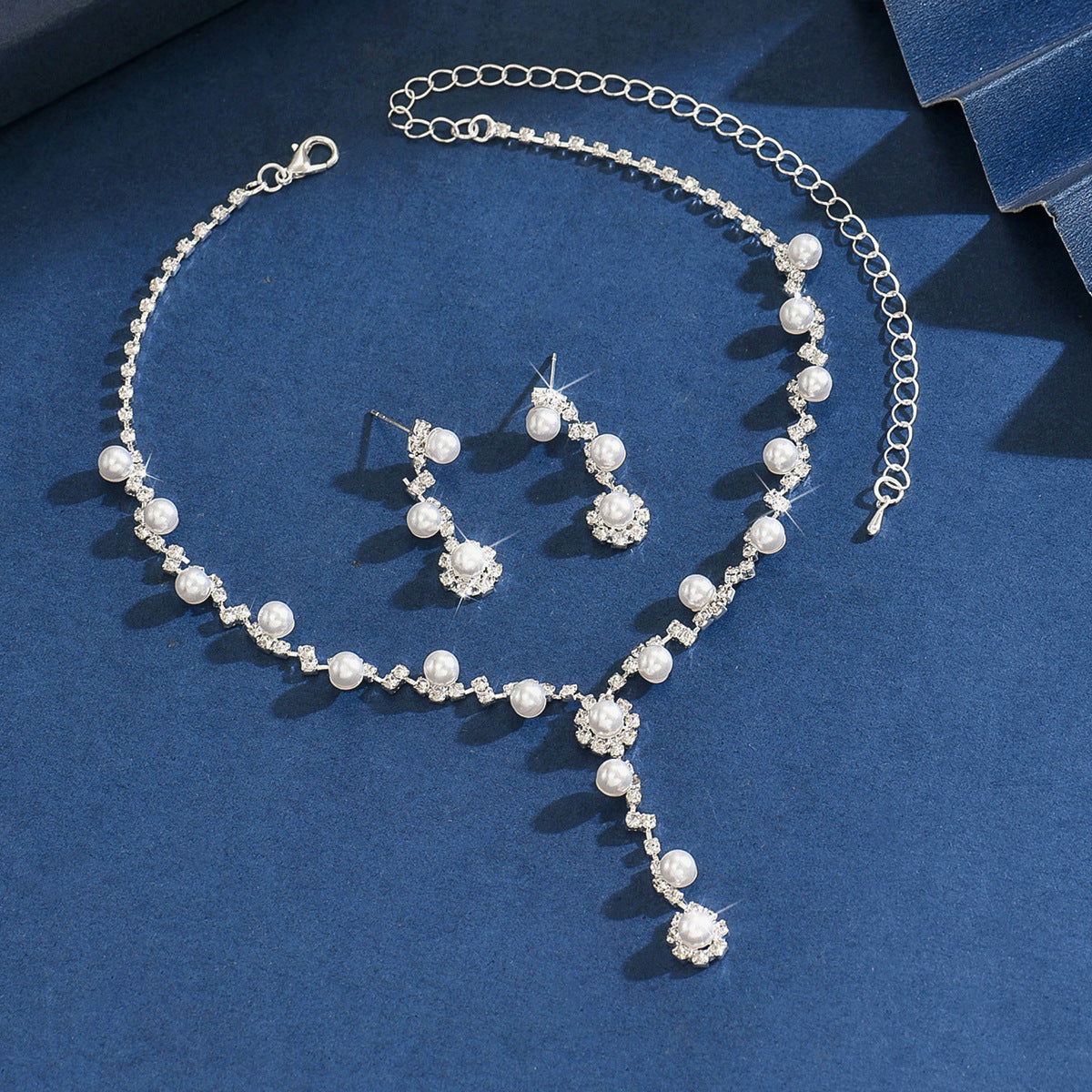 Women's Inlaid Full Diamond Wedding Supplies Three Bridal Jewelry Set