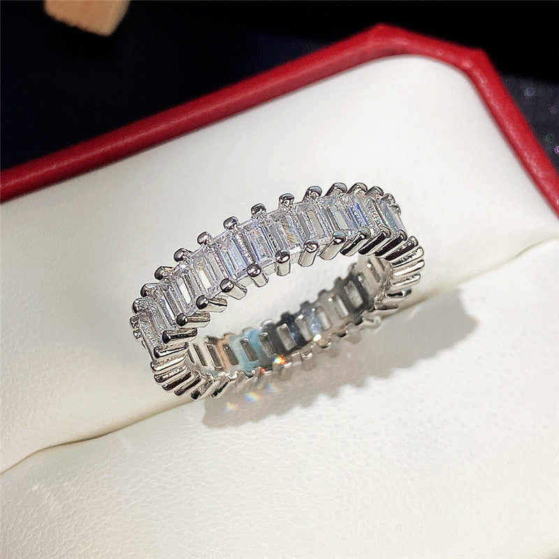 Women's Light Luxury Full Circle Over Inlaid Zircon Ring