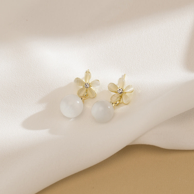 Temperament French Entry Lux Opal Flower Premium Mosquito Ear Clip