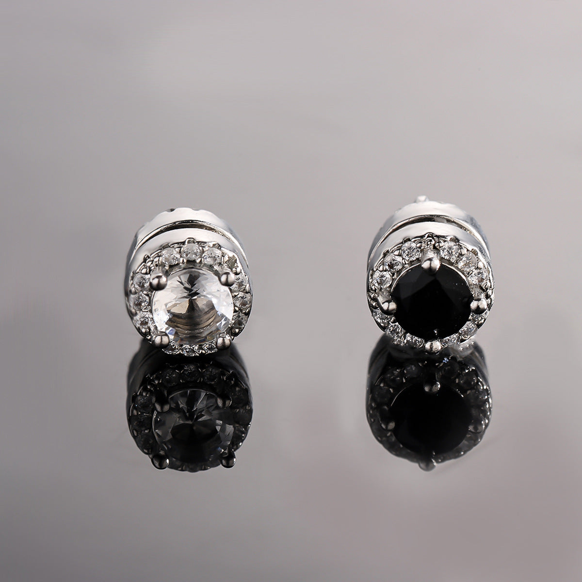Men's Magnetic Zircon Earless High-grade Sense Personality Ear Clip