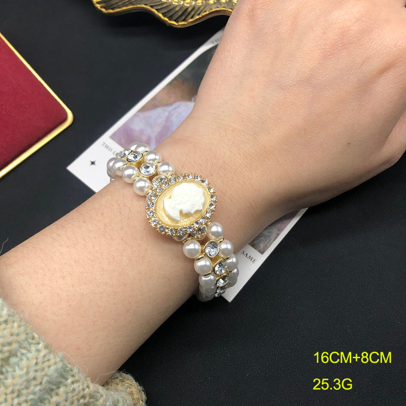 Women's Western Retro Mabe Pearl Ear Clip Hepburn Style Cheongsam Formal Jewelry Set
