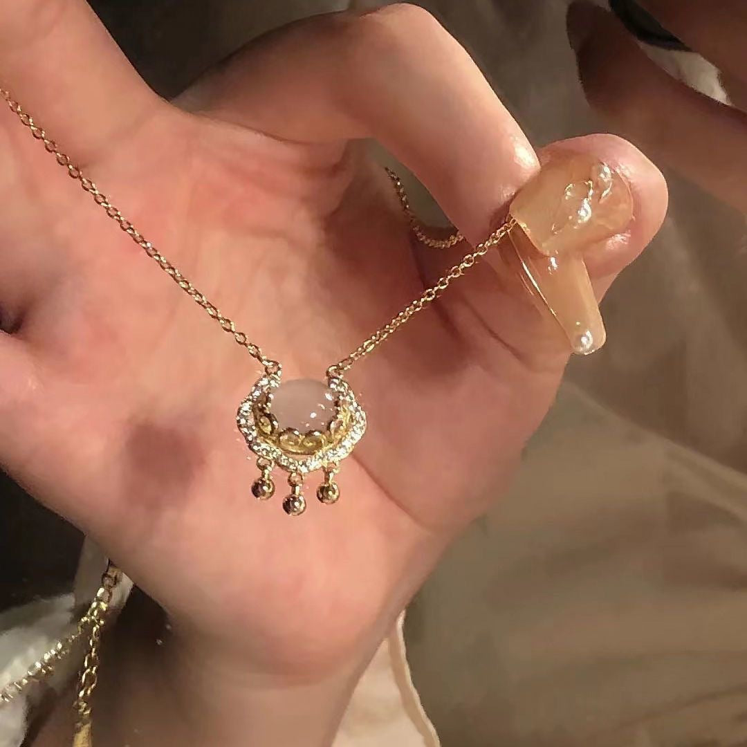 Peaceful Auspicious Advanced Light Luxury Minority Chinese Design White Necklace