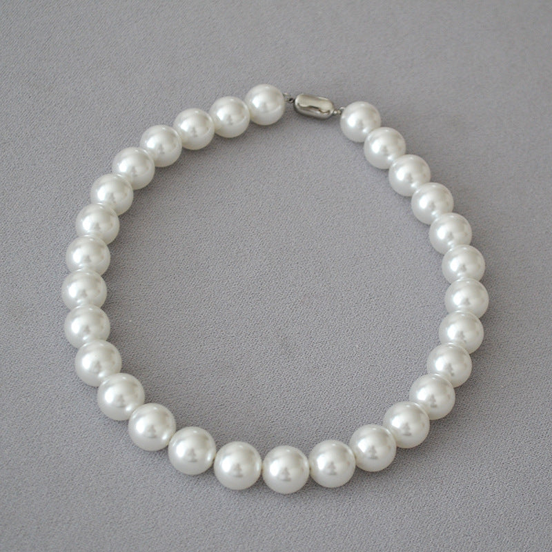 Women's White Pearl High-grade Exaggerated Temperamental Personalized Necklaces