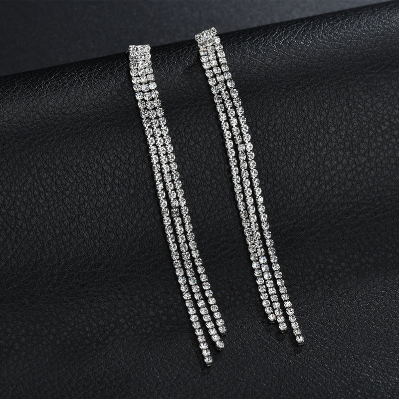 Women's Elegant Full Rhinestone Tassel Fashion Trendy Earrings