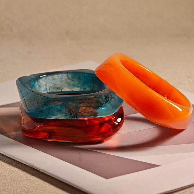 Women's Translucent Blooming Resin Round Wide Face High Profile Bracelet