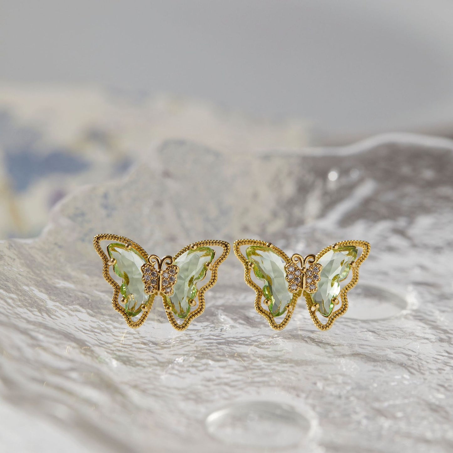 Tea Summer Fresh Grass Green Butterfly Zircon Female Earrings