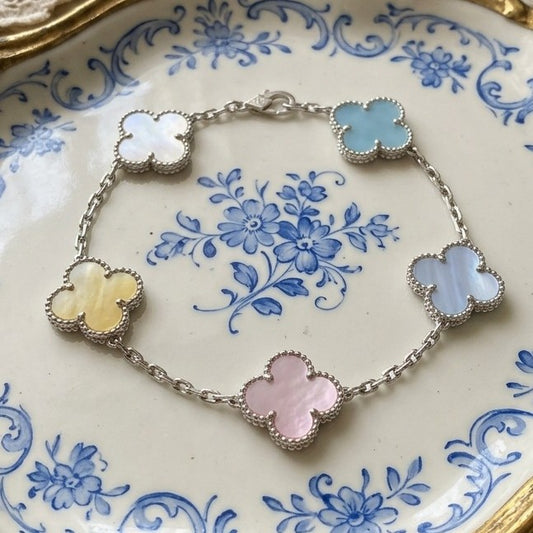 Color Chalcedony Clover Pork Belly Light Luxury Versatile High-grade Dopamine Bracelet