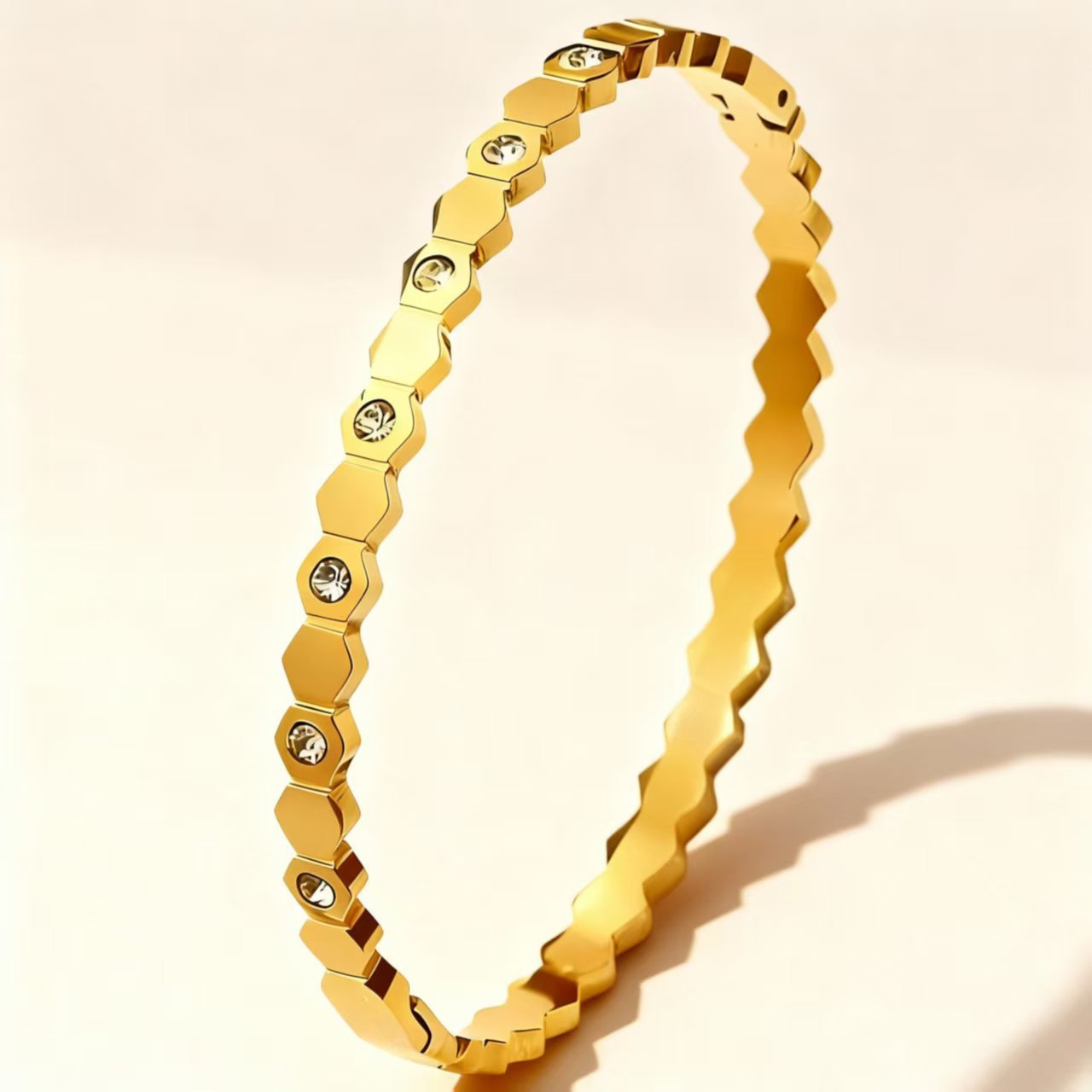 Innovative Stainless Steel Titanium Fashion Gold-plated Bracelets