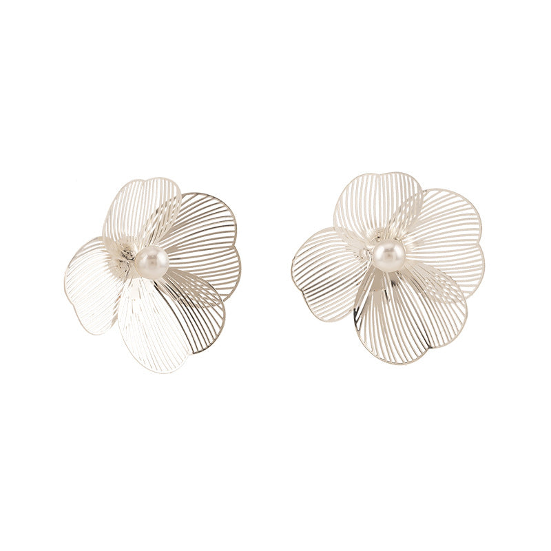 Profile Generous Metal Pearl Flower Fashion Personality Mosquito Coil Frosty Earrings