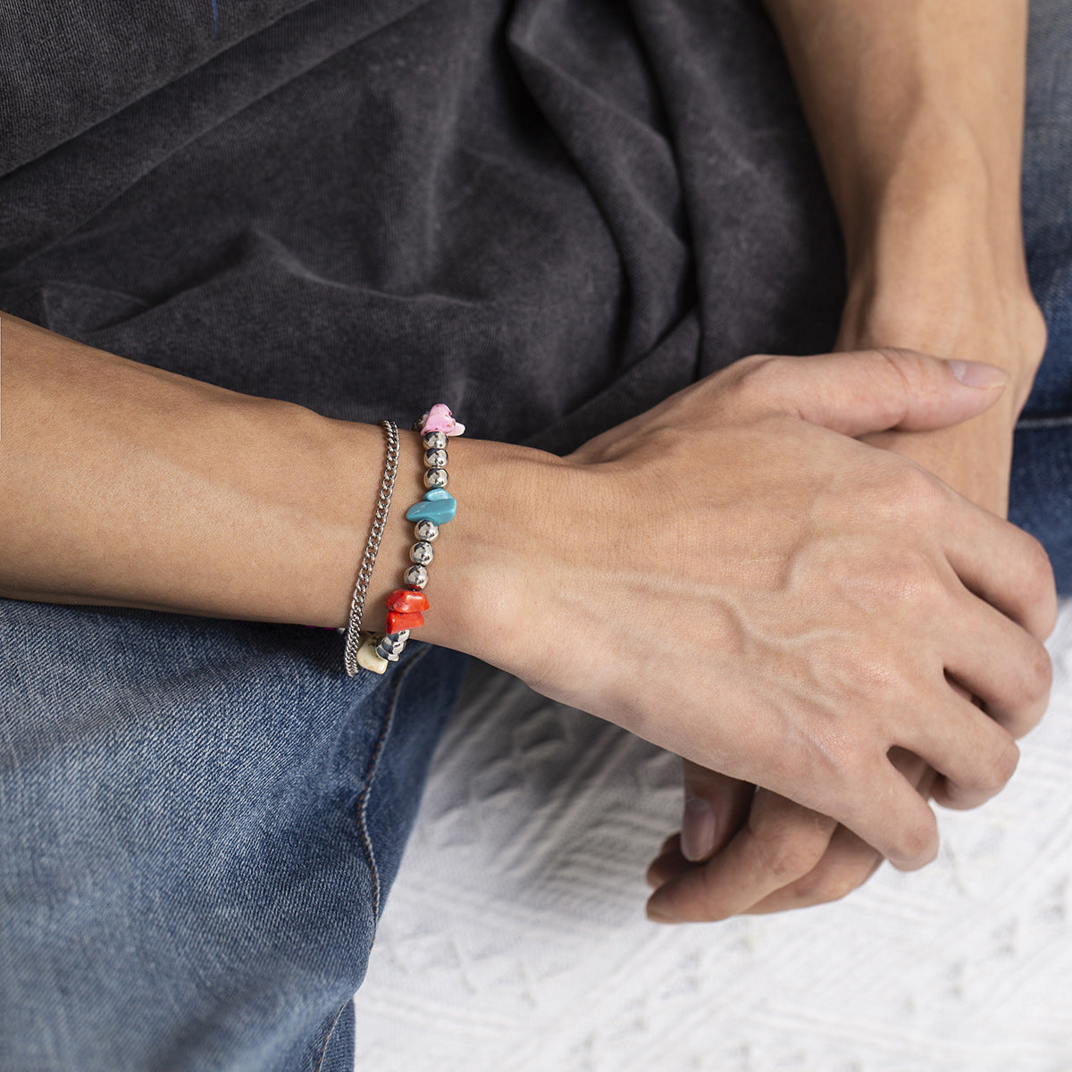 Schlichte Armbänder im Retro-Stil für Herren mit türkisfarbenen Nähten