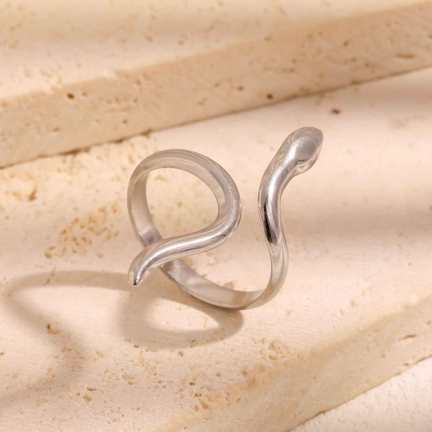 Exaggerated Snake-shaped Titanium Steel Female Colorfast Light Luxury Minority High-grade Ring